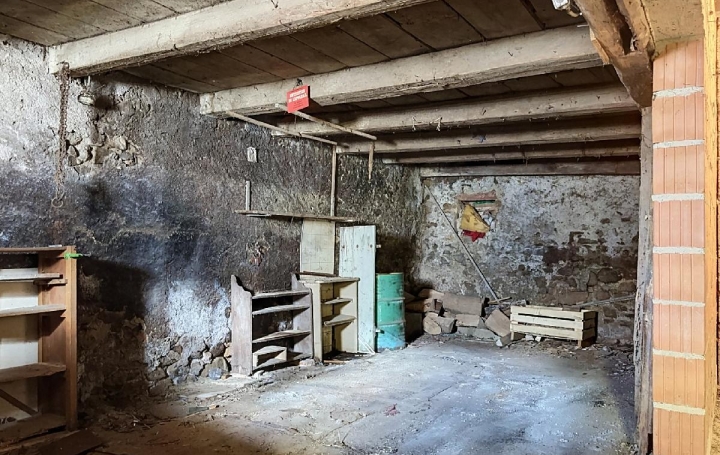 Maison RUSS (67130)  131 m2 97 000 € 