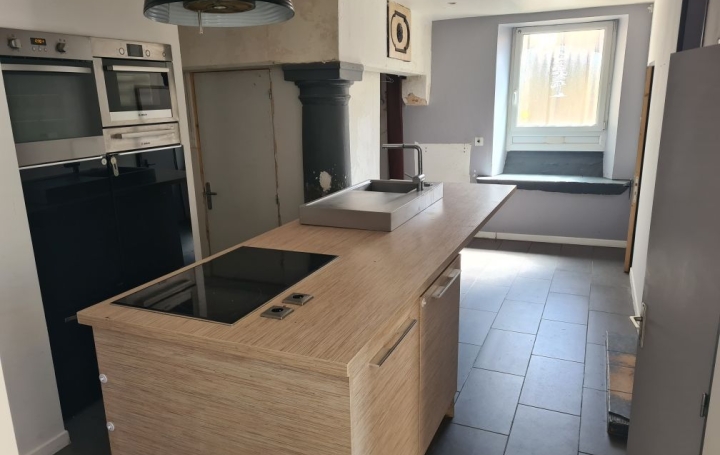 Maison SAINT-CLEMENT (54950)  150 m2 127 000 € 