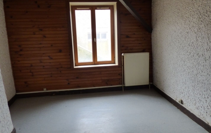 Maison BLAMONT (54450)  120 m2 25 000 € 