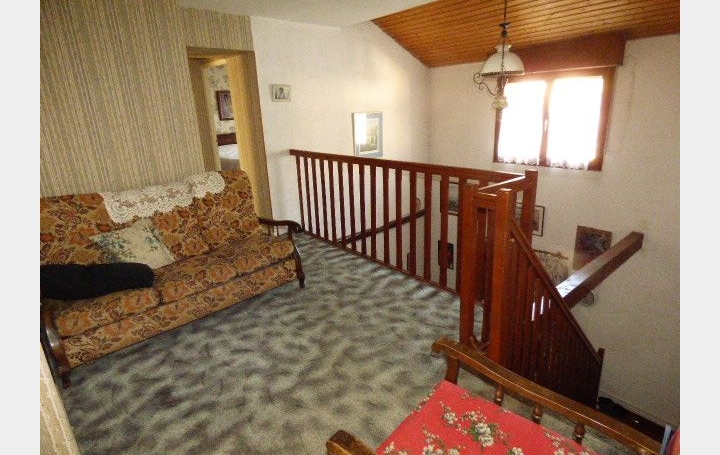 Maison RECHICOURT-LE-CHATEAU (57810)  175 m2 115 000 € 