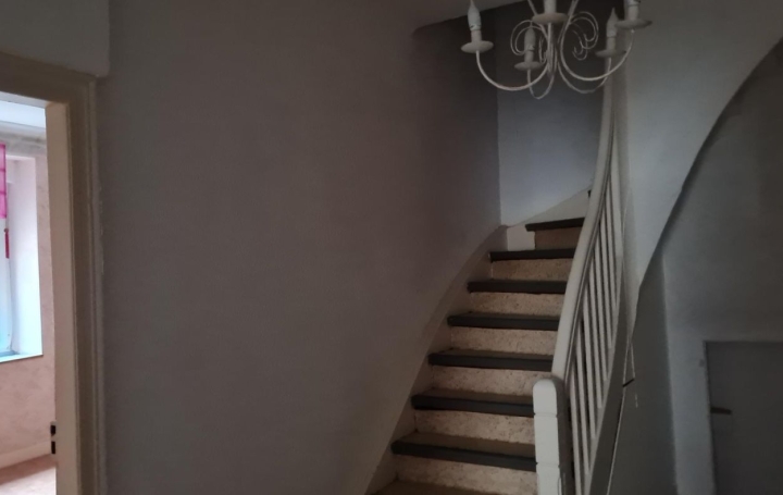 Immeuble DIEUZE (57260)  90 m2 85 000 € 