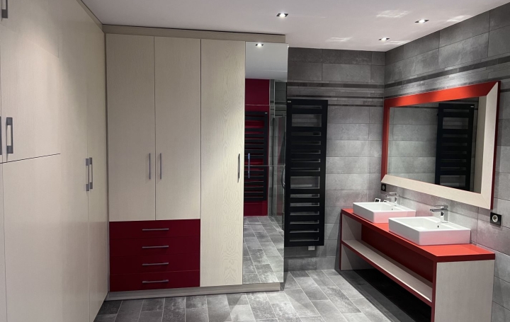 2 Pièces NANCY (54000)  80 m2 217 000 € 