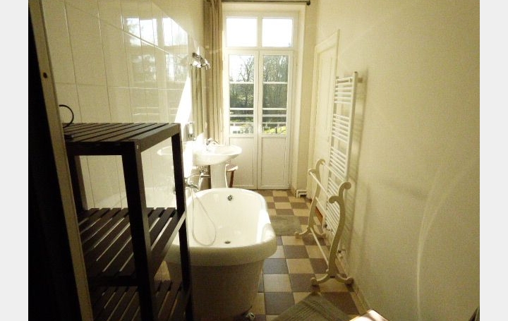 Propriété BENAMENIL (54450)  430 m2 590 000 € 