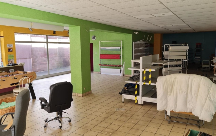 Local commercial DIEUZE (57260)  400 m2 208 000 € 