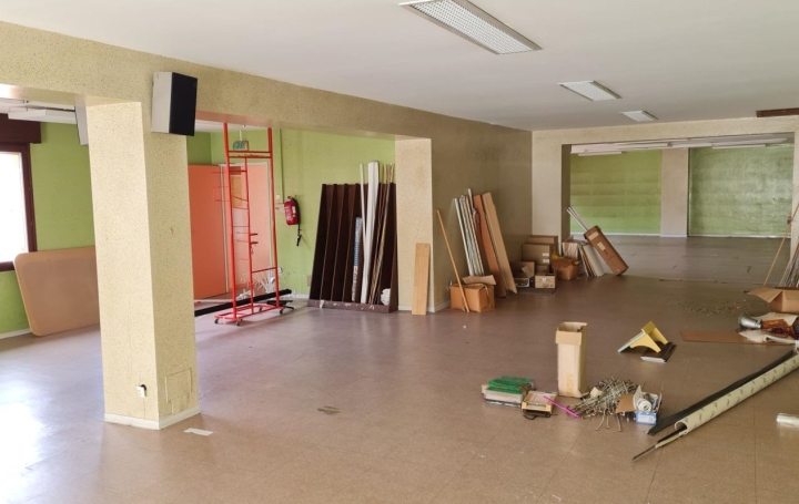 Local commercial DIEUZE (57260)  400 m2 208 000 € 