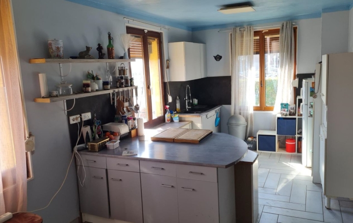 Maison MONCOURT (57810)  130 m2 106 000 € 