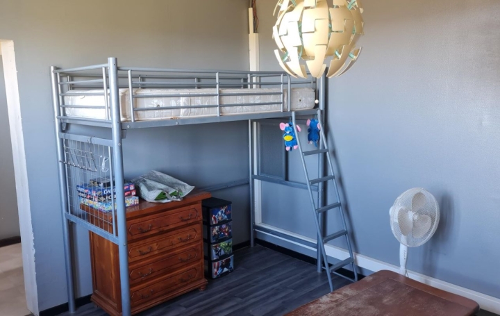 Maison MONCOURT (57810)  130 m2 106 000 € 