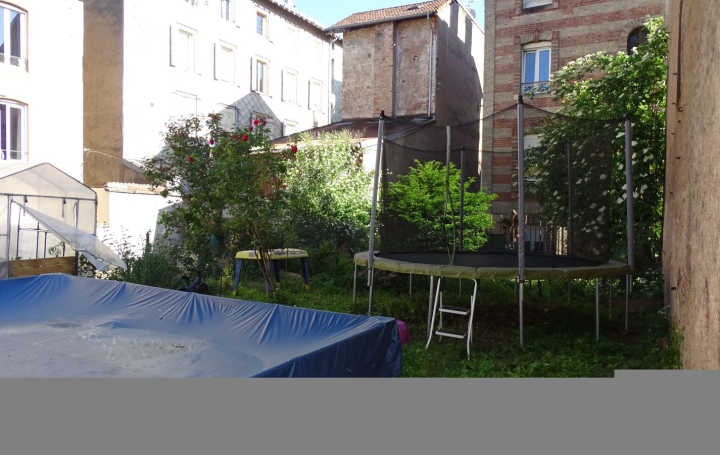 Immeuble SAINT-DIE-DES-VOSGES (88100)  291 m2 386 000 € 