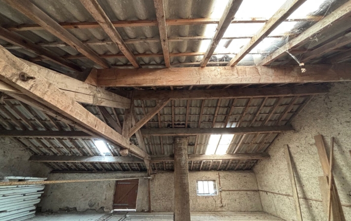 Maison de village MAIZEY (55300)  150 m2 19 000 € 