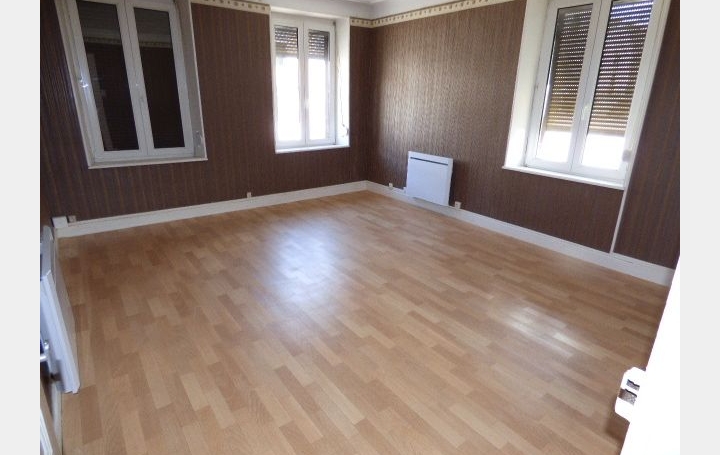 Immeuble AVRICOURT (54450)  316 m2 52 000 € 