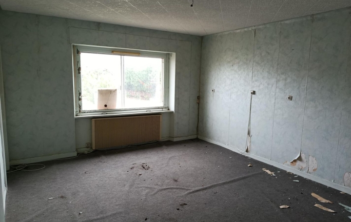 Maison BENESTROFF (57670)  151 m2 70 000 € 