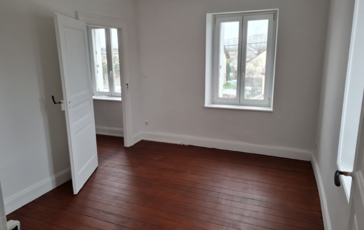 6 Pièces DIEUZE (57260)  174 m2 70 000 € 