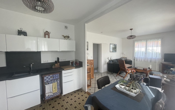 Réseau Immo-diffusion : Maison  CARBON-BLANC  58 m2 249 600 € 