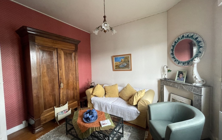 Maison AMBARES-ET-LAGRAVE (33440)  120 m2 535 600 € 