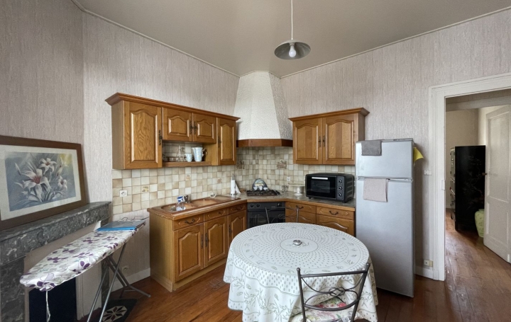 Maison AMBARES-ET-LAGRAVE (33440)  120 m2 535 600 € 