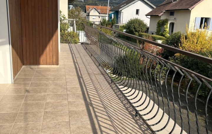 Maison CHAMBERY (73000)  130 m2 419 000 € 