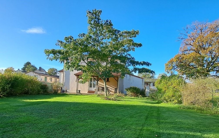 Maison VERRUYES (79310)  137 m2 167 000 € 