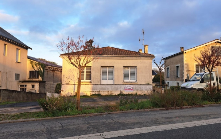 Réseau Immo-diffusion : Maison  MAZIERES-EN-GATINE  71 m2 120 000 € 