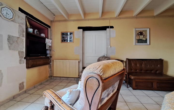 Propriété MAZIERES-EN-GATINE (79310)  130 m2 177 000 € 