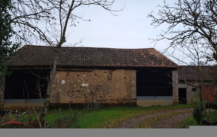 Maison VOUHE (79310)  81 m2 100 000 € 