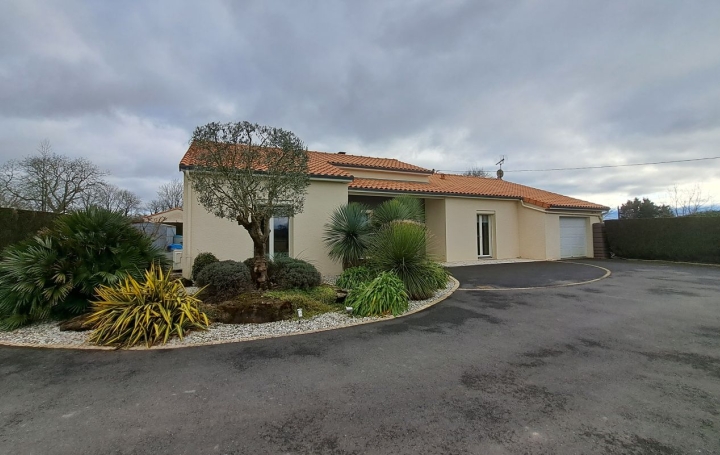 Réseau Immo-diffusion : Maison  MAZIERES-EN-GATINE  120 m2 250 000 € 