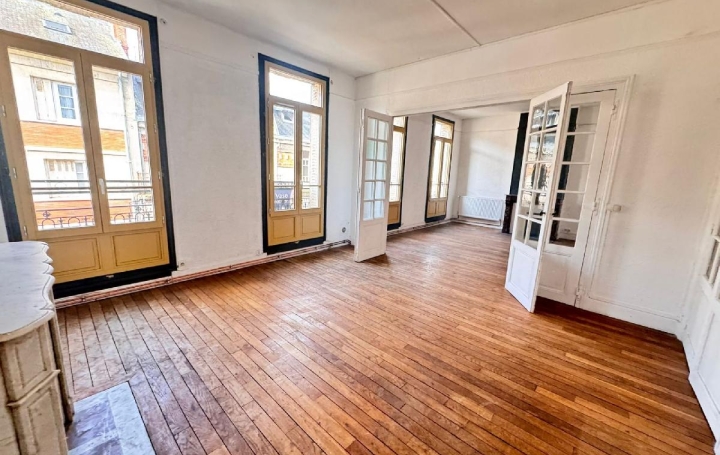 4 Pièces SOISSONS (02200)  110 m2 945 € 