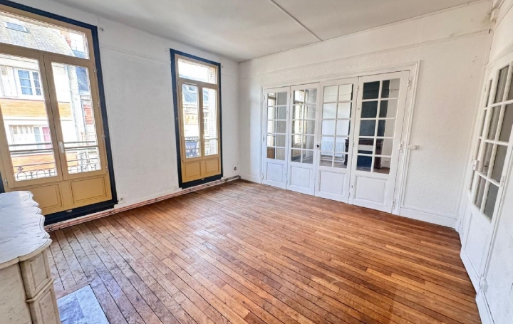 4 Pièces SOISSONS (02200)  110 m2 945 € 