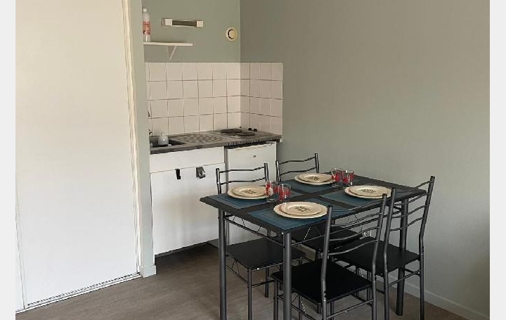 1 Pièce REIMS (51100)  26 m2 455 € 