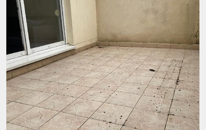 1 Pièce REIMS (51100)  26 m2 455 € 
