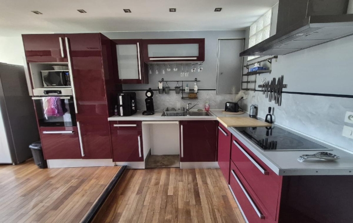 3 Pièces SOISSONS (02200)  60 m2 770 € 