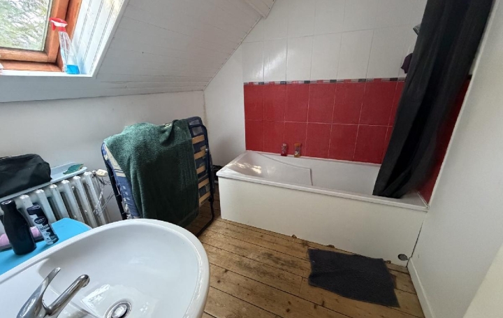 Maison ROZIERES-SUR-CRISE (02200)  83 m2 820 € 