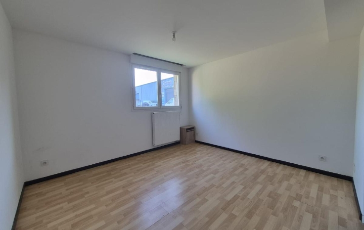 Maison VILLENEUVE-SAINT-GERMAIN (02200)  128 m2 1 070 € 