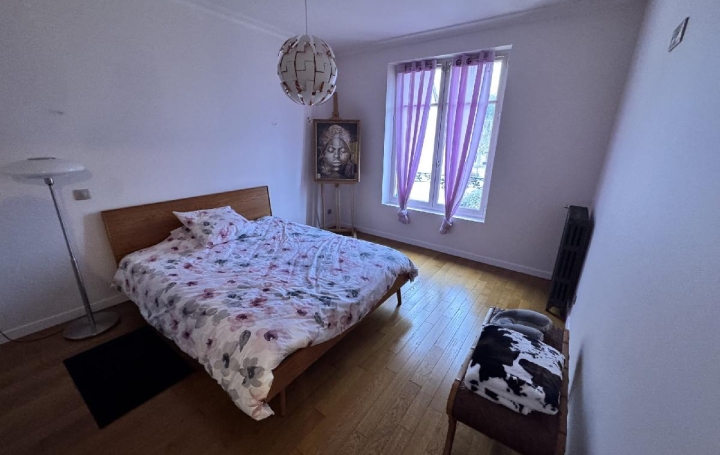 Maison SOISSONS (02200)  195 m2 819 000 € 