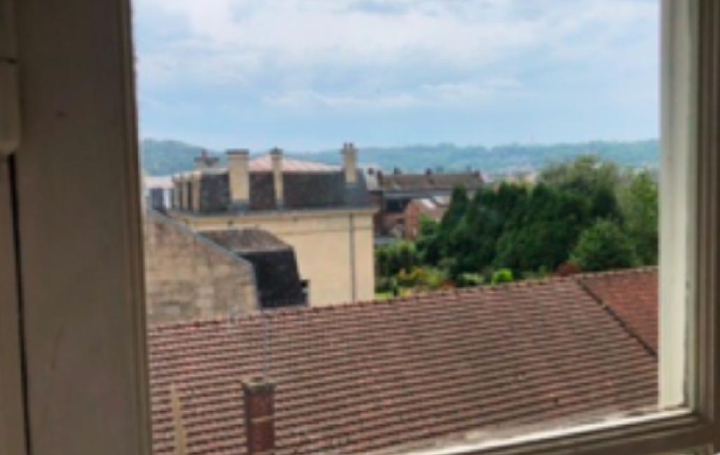 Immeuble SOISSONS (02200)  115 m2 525 000 € 