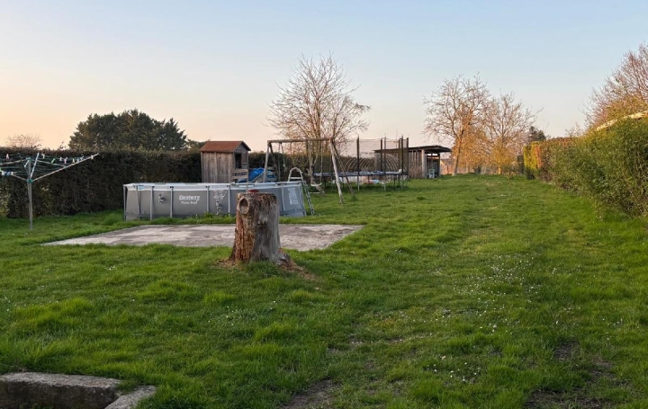 Maison CREPY-EN-VALOIS (60800)  127 m2 305 000 € 