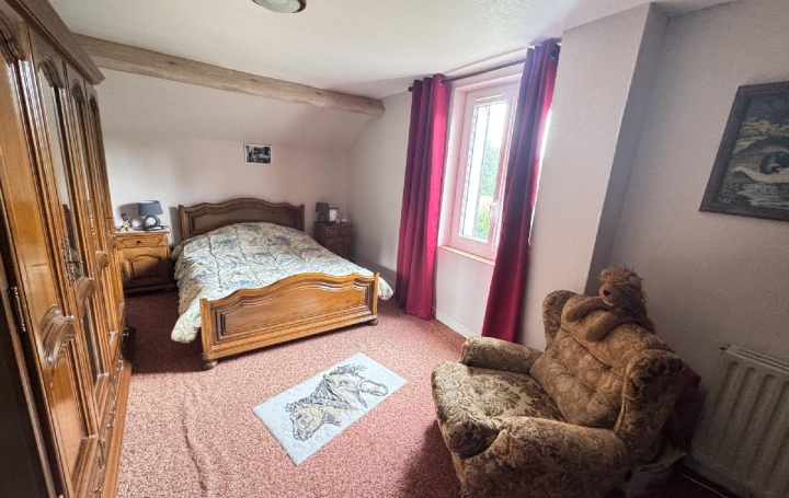 Maison VIC-SUR-AISNE (02290)  96 m2 192 000 € 