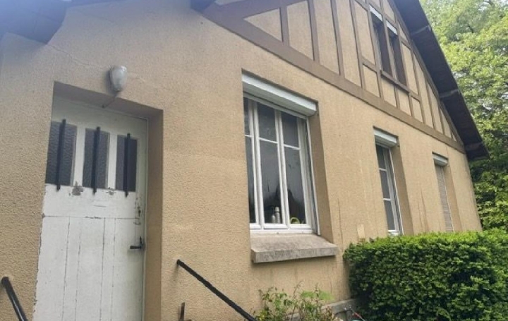 Maison BOURG-ET-COMIN (02160)  230 m2 265 000 € 