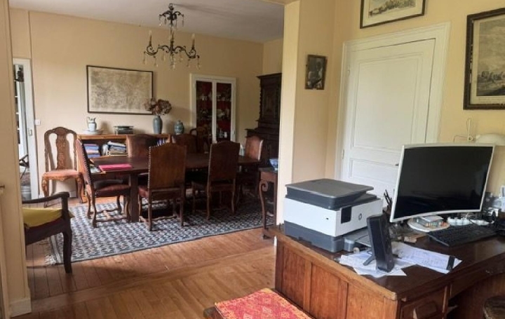 Maison BOURG-ET-COMIN (02160)  230 m2 265 000 € 