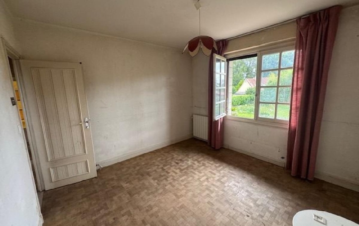 Maison SOISSONS (02200)  200 m2 225 000 € 