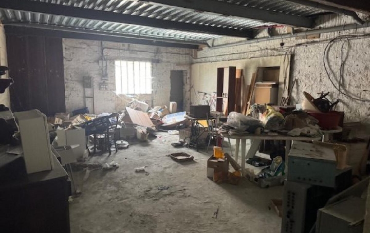 Maison SOISSONS (02200)  350 m2 202 000 € 