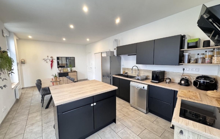 Maison SOISSONS (02200)  109 m2 218 000 € 