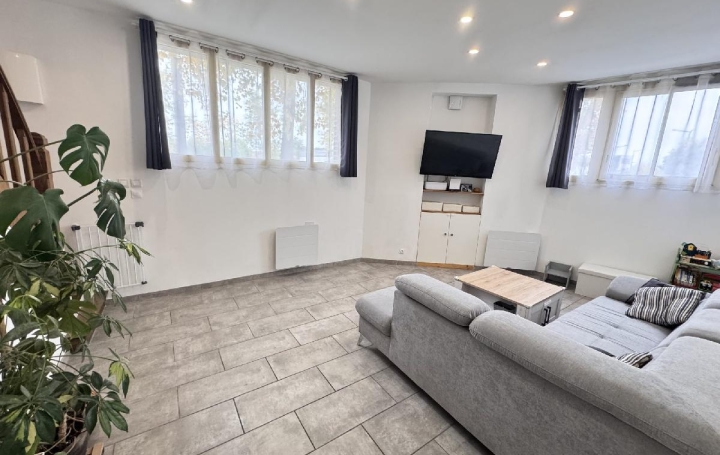 Maison SOISSONS (02200)  109 m2 218 000 € 