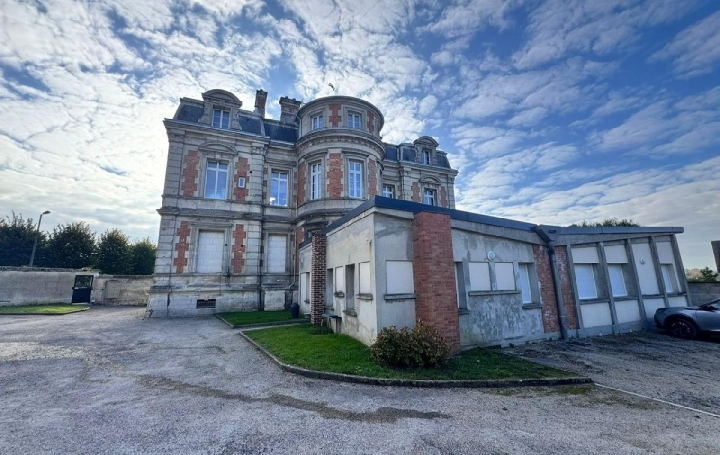Immeuble VAILLY-SUR-AISNE (02370)  457 m2 845 000 € 