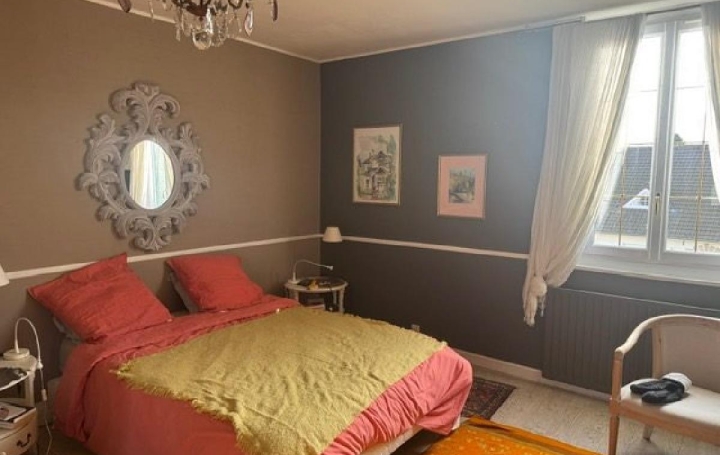 Maison CHACRISE (02200)  216 m2 335 000 € 