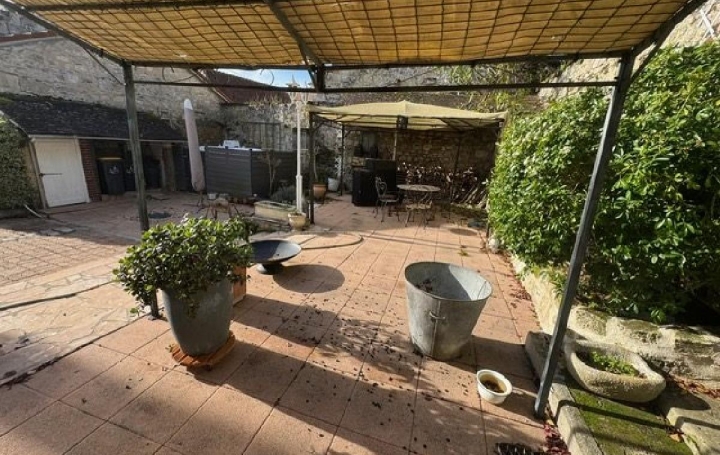 Maison CHACRISE (02200)  216 m2 335 000 € 