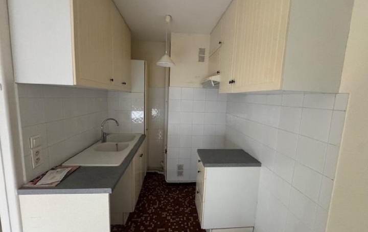 1 Pièce SOISSONS (02200)  22 m2 54 500 € 