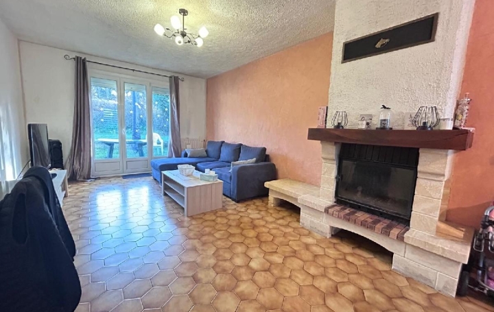 Maison COURMELLES (02200)  96 m2 166 000 € 