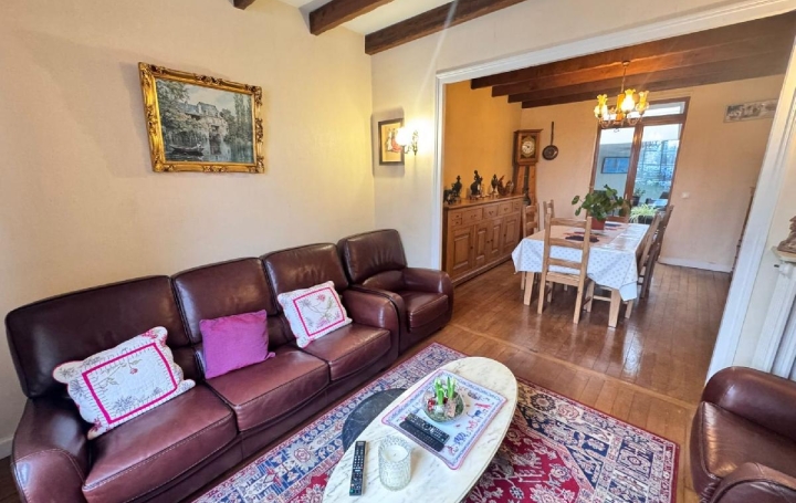 Maison SOISSONS (02200)  162 m2 326 000 € 