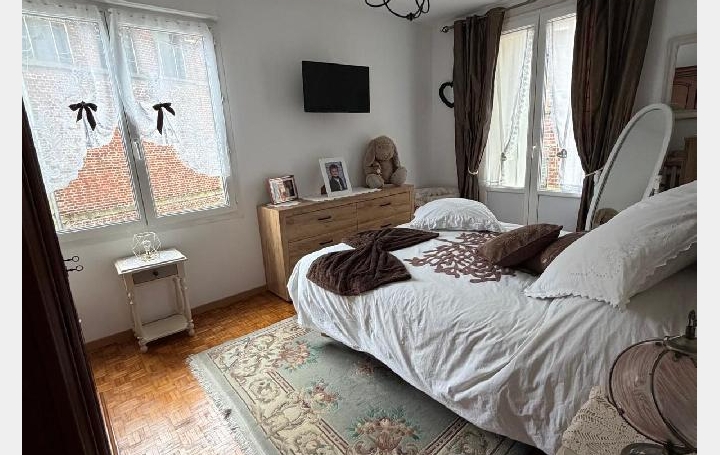 5 Pièces SOISSONS (02200)  110 m2 235 000 € 