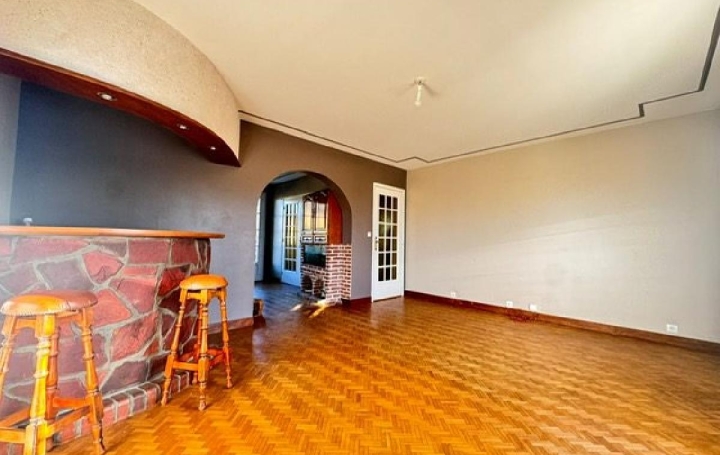 Maison ROZIERES-SUR-CRISE (02200)  152 m2 215 000 € 